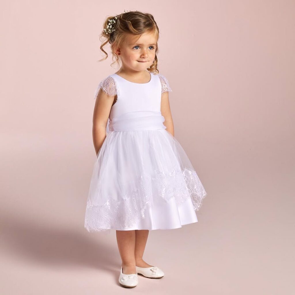 robe demoiselle d’honneur enfant, robe cortège fille, robe cérémonie enfant, robe mariage fille, robe princesse enfant, robe tulle fille, robe enfant mariage pas chère, robe cortège Stock Mariage