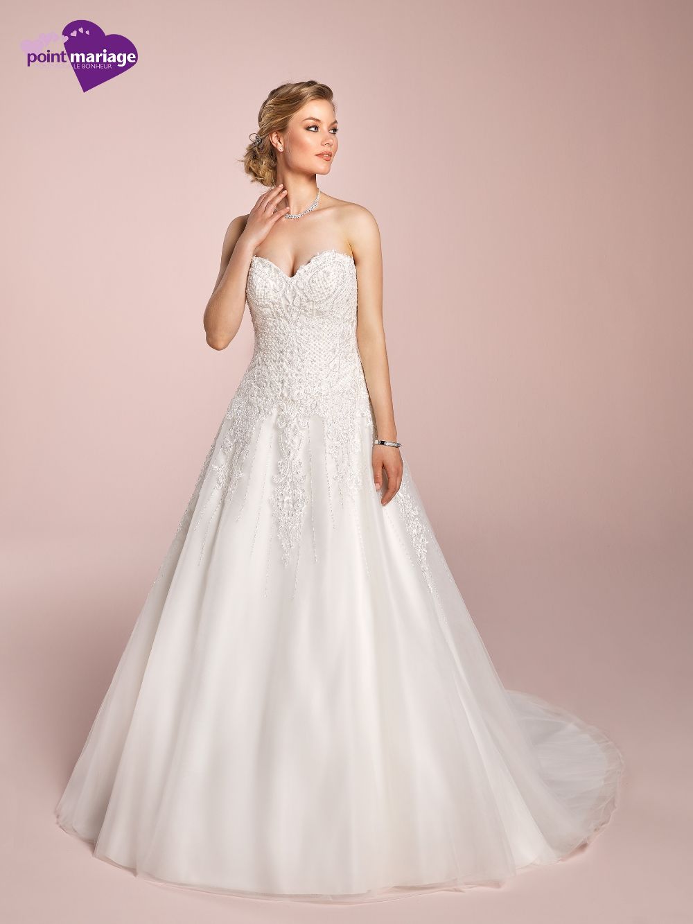 robe jakarta, point mariage, robe de mariée bustier cœur, robe perles dentelle, robe tulle volume, robe princesse mariée, robe de mariage PM, robe bustier mariée
