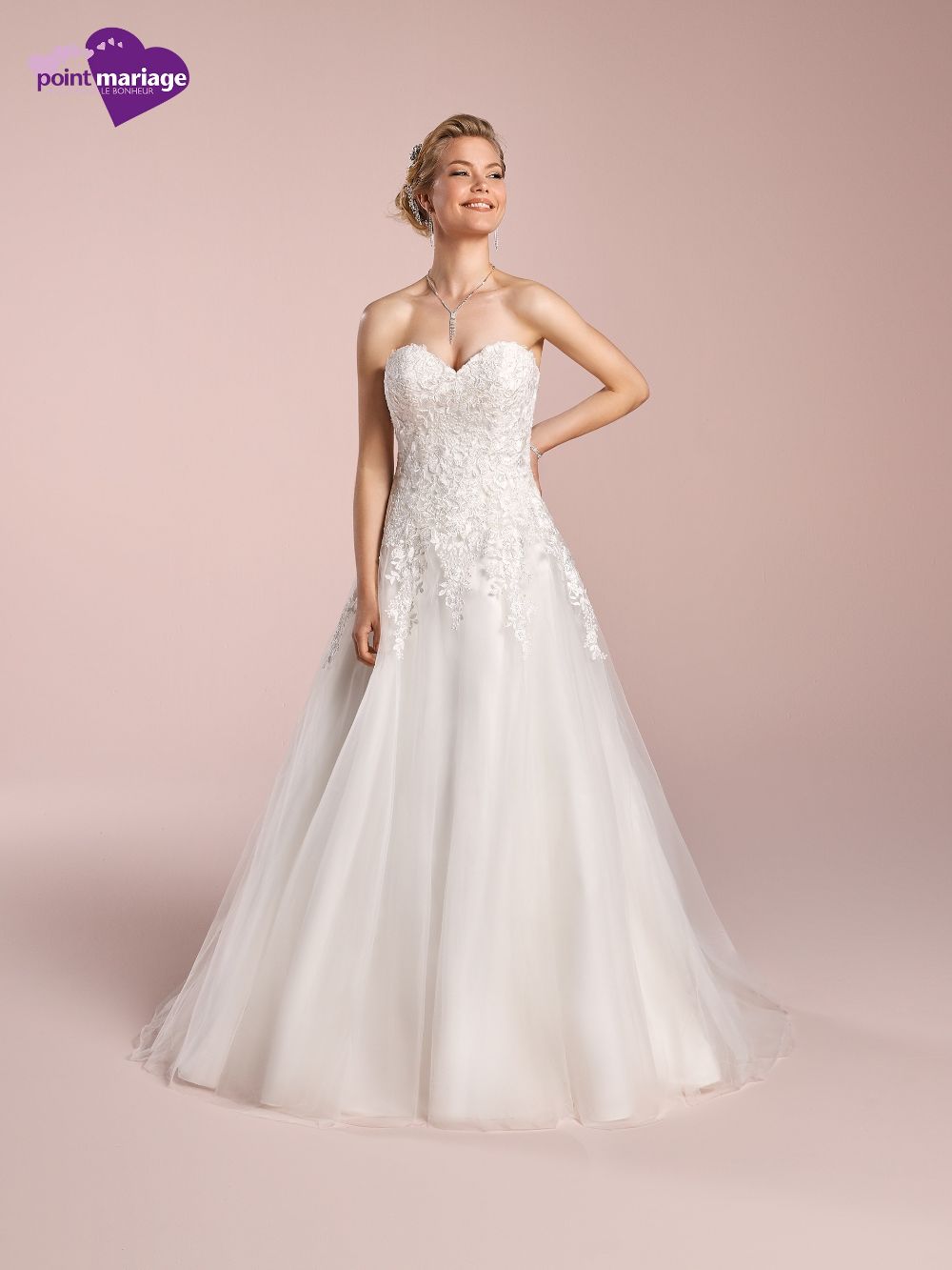 obe de mariée, robe de mariage, robe de mariée dentelle, robe de mariée fluide, robe bohème, robe neuve déstockage, Stock Mariage